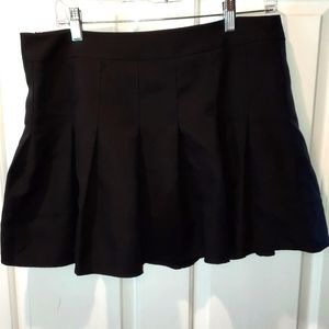 Black Pleated Side Zip Skort size XXXL